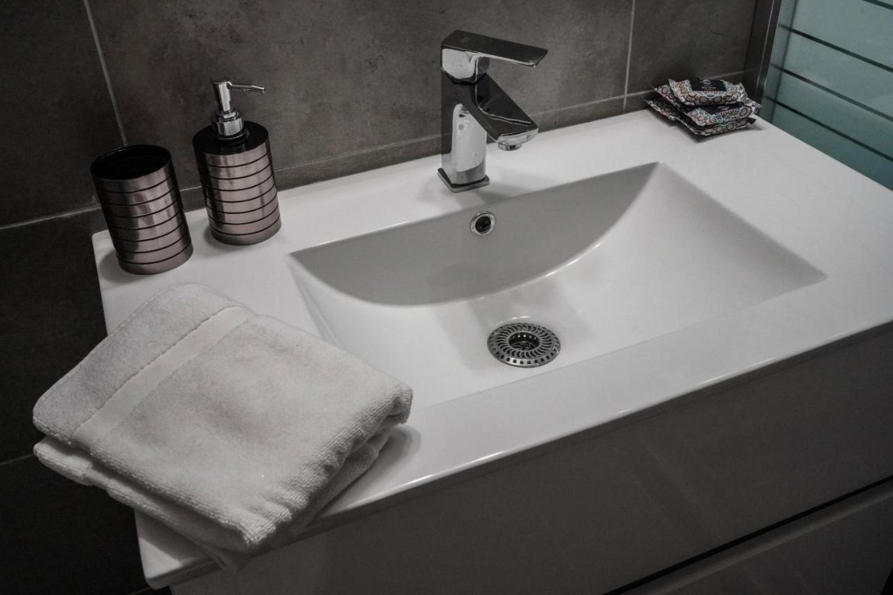 Silver Central Apartment Volos Esterno foto